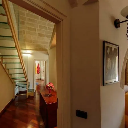 基娅拉之家套房及客房住宿加早餐旅馆 4* 马泰拉