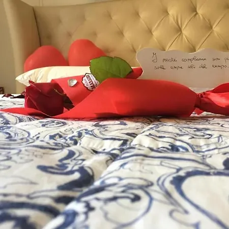 Dimora Di Chiara Suite&rooms Bed & Breakfast